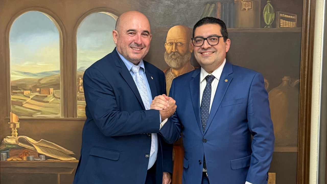 No momento, você está visualizando CFA e CFC avançam em agenda conjunta para fortalecimento dos conselhos profissionais